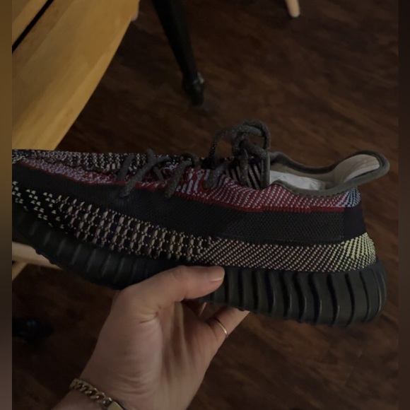 Reflective Yeezy boost yecheil hard to find, used but good condition - Picture 3 of 4